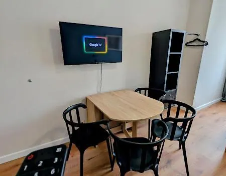 Apartamento Flat In Zizkov With Free Underground Parking -501- Praga