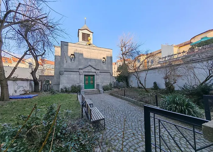 Flat In Zizkov With Free Underground Parking -501- Appartement Prague